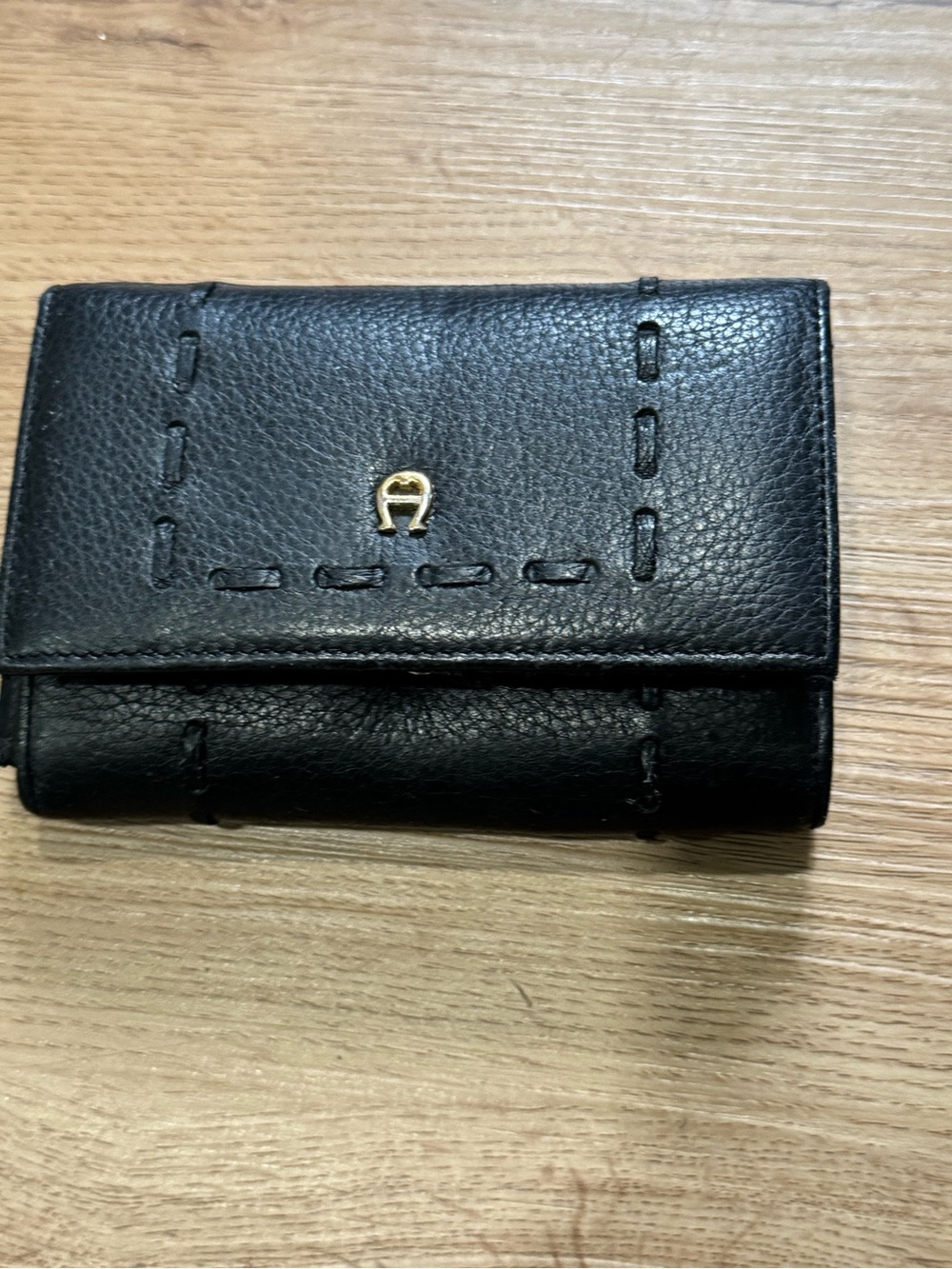 Etienne Aigner black Wallet